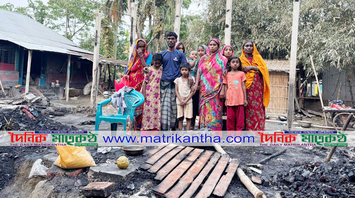  কালুখালীতে চুলার আগুনে পুড়ল তিন পরিবারের স্বপ্ন ঃ সহায়তার আবেদন